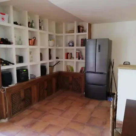 Agradable Chalet Con Piscina גרנדה